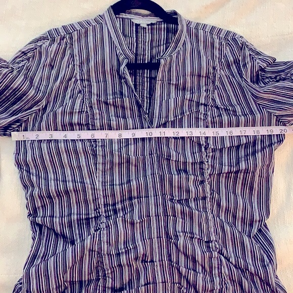 Purple striped long sleeve button top with ruching New! - Picture 15 of 16